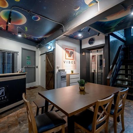 Vibes Hostel Bangkok Eksteriør billede