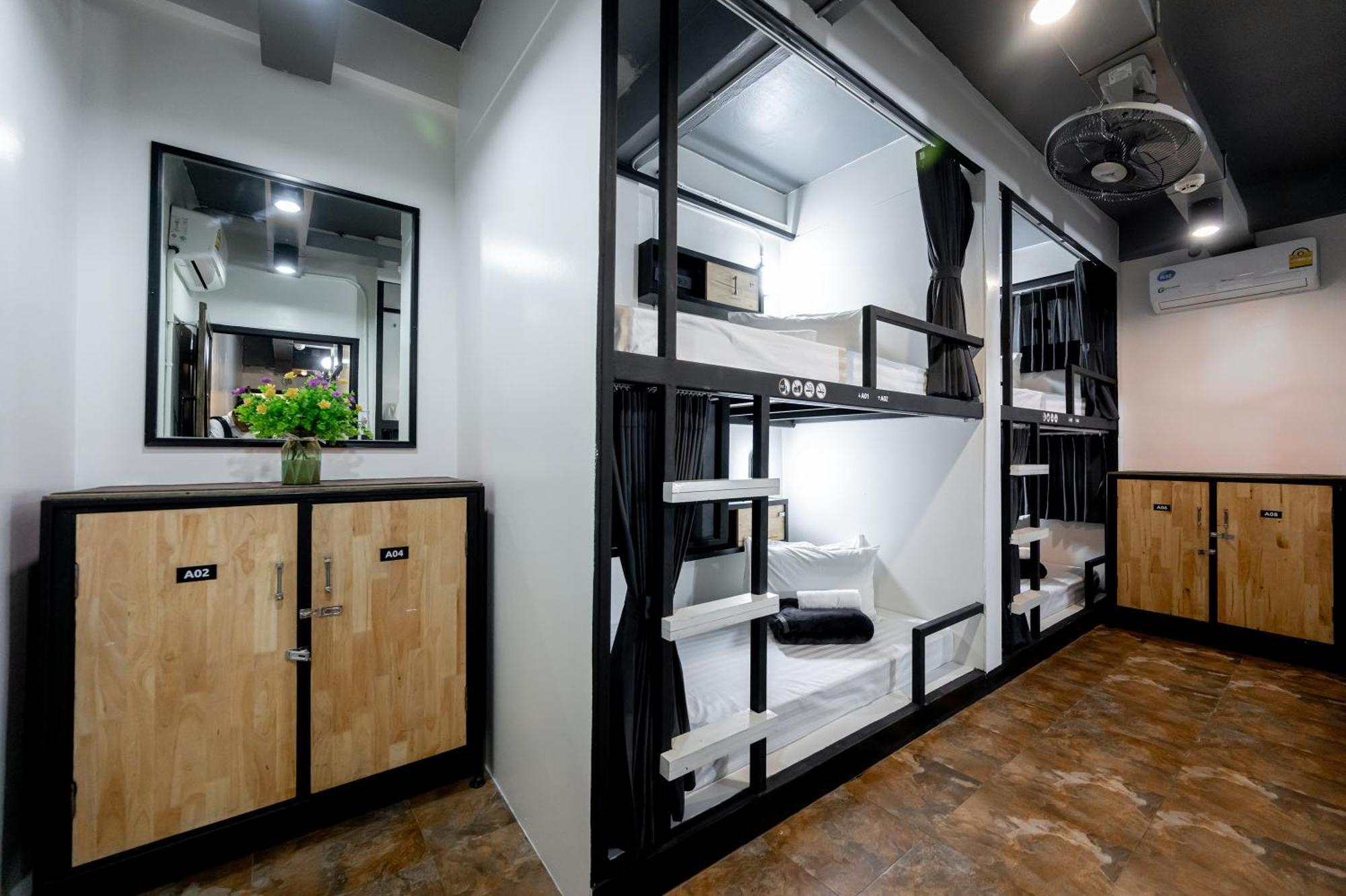 Vibes Hostel Bangkok Eksteriør billede