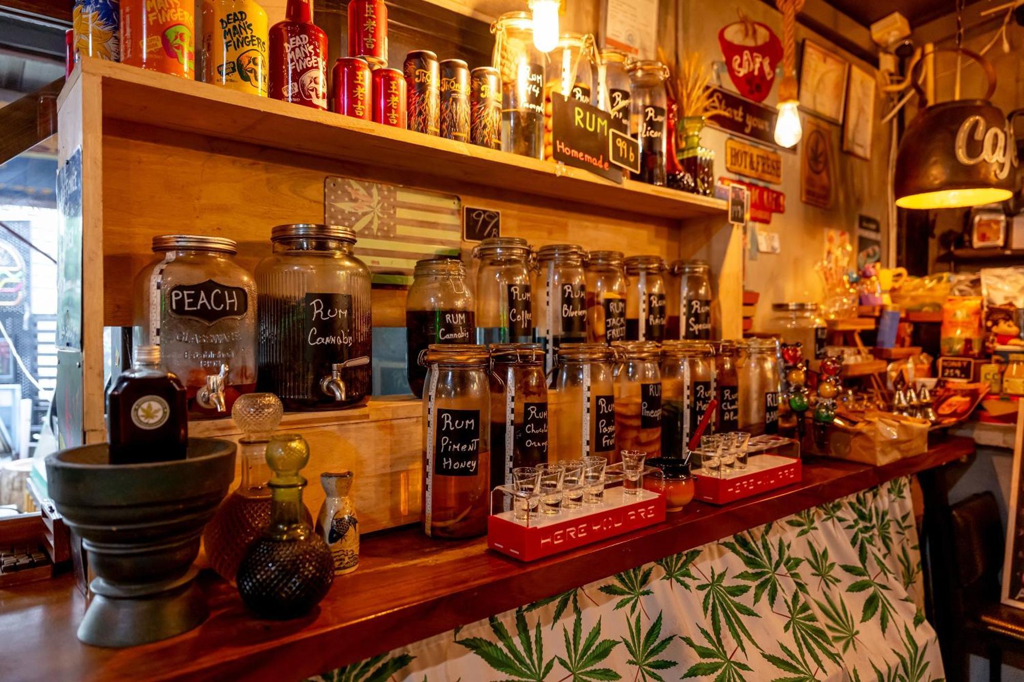 Vibes Hostel Bangkok Eksteriør billede