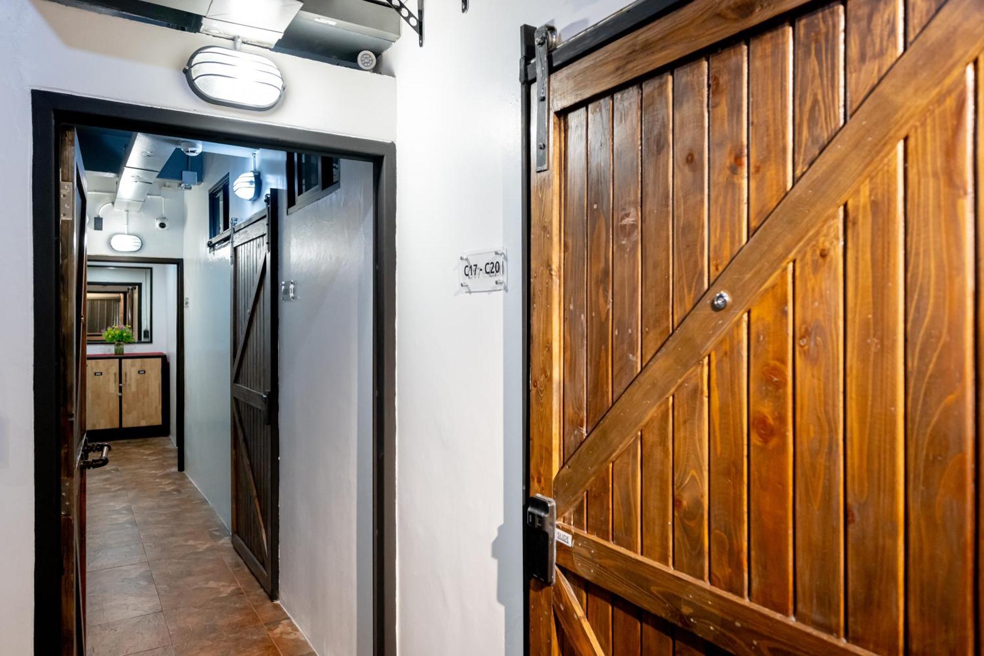 Vibes Hostel Bangkok Eksteriør billede