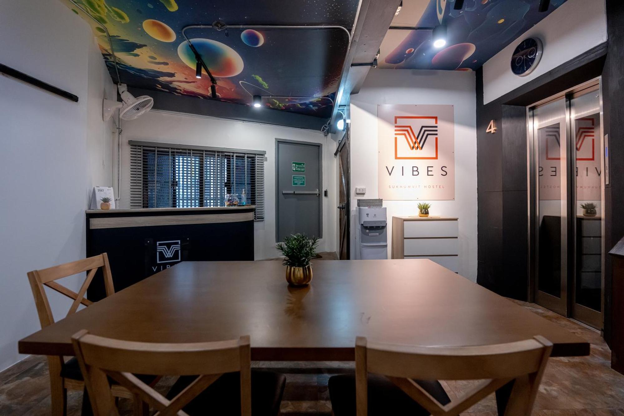 Vibes Hostel Bangkok Eksteriør billede