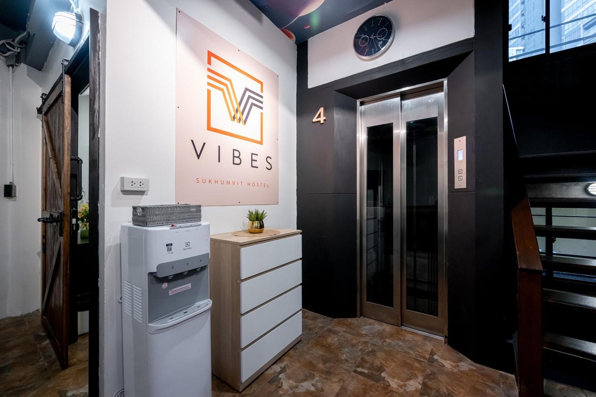 Vibes Hostel Bangkok Eksteriør billede